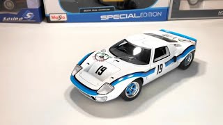 Ford GT40 Mk1 White 19 E Marta Angola Championship 1973 118 Solido Diecast Model Review [upl. by Marcello515]