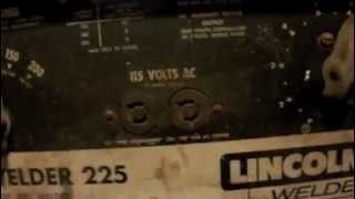 Vintage Lincoln Lincwelder225 Welder Generator [upl. by Aubry470]