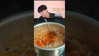 Jung Kook’s Ramen Porridge Recipe 라죽 [upl. by Akayas]