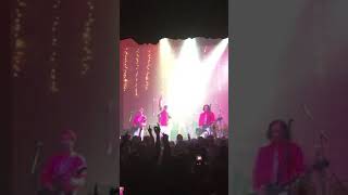 Me First and the Gimme Gimmes December 2018 Henry Fonda theatre Somewhere over the rainbow [upl. by Cammie]