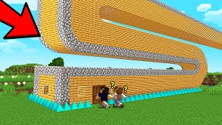 TROLLEI minha AMIGA AUMENTANDO a casa dela no Minecraft [upl. by Dragde]