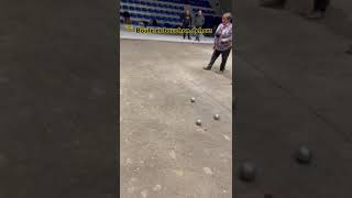 Pétanque Tir à la rase paille boule et bouchon dehors Bocce ball [upl. by Dadivitan]