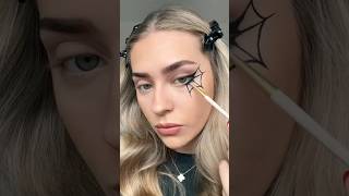 Halloween hacks that actually works🖤🕸️🕷️ makeup halloween makeuptutorial makeup [upl. by Yenhpad]