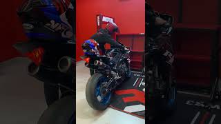 GEBER YAMAHA R1 AKANG MV [upl. by Dnomyad]