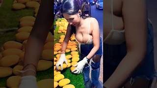 Beautiful Lady Selling Mangos  By One Get 2 Mangos 🤣😘 streetfood thairice streeteats metrofood [upl. by Rusell]