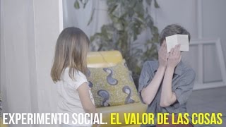 Vídeo que te hará replantear las cosas que realmente tienen valor  Experimento social [upl. by Conard]