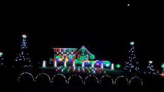 Christmas Vacation National Lampoon’s 2022 Johnson’s Christmas Lights [upl. by Lemhaj]