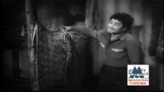 Sivaji Ganesan amp Malini  Chithiram Pesudadi  Sabash Meena [upl. by Declan]