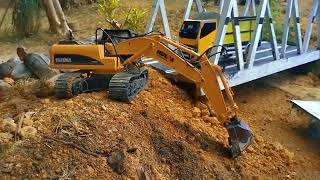 Excavator Perbaiki Timbunan Jembatan Rc Huina 1550 [upl. by Howund]