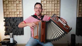 Adeste Fideles mit Thomas  Steirische Harmonika [upl. by Neerol]