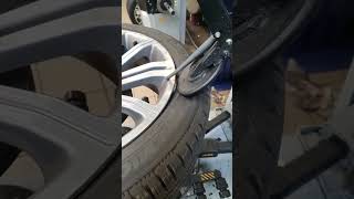 King tire chenger mechenic tire tirechanger carmodification [upl. by Sikram]