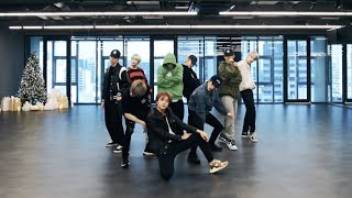 NCT U 엔시티 U Universe Lets Play Ball Dance Practice [upl. by Nitsej486]