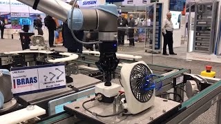 Dorner Mfg Corp  Robotiq gripper in conveyor belt testing demo [upl. by Northington]