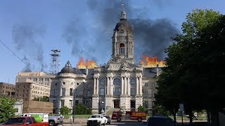 OLD COURTHOUSE BUILDING IN EVANSVILLE INDIANA ON FIRE [upl. by Heddi]