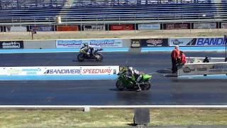 ZX12R vs CBR1000  Bandimere [upl. by Lika130]