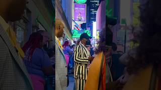 Leslie Odom Jr’s Beetlejuice stage door [upl. by Ebanreb]