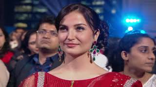 NOORAN SISTERS IN LIFE OK AWARD SHOW  Patakha Guddi  Ali Ali [upl. by Goldin]