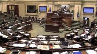 LAURENT LOUIS député belge  dénonce et fini son discours par une QUENELLE [upl. by Varhol819]