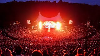 Andreas Gabalier live in Berlin Waldbühne [upl. by Eirolam]