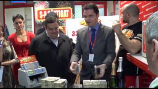 Inmanarea premiului Mega Jackpot in valoare 33128884 lei  Brasov 20 martie 2014 [upl. by Nareht]