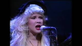 Stevie Nicks  Rooms On Fire  Live  Rock Across Europe  The Other Side Of The Mirror  71389 [upl. by Niltac]