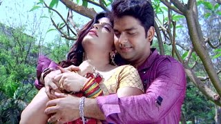 कहS एतवार के  Chahe Somar Ke  Pawan Singh  Khoon Ke Ilzaam  Bhojpuri Songs WaveMusicIndia [upl. by Anavlis310]