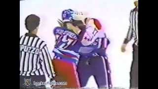 George McPhee vs Timo Blomqvist Dec 15 1984 [upl. by Ainet]