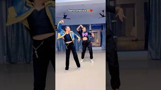 Dance practice in my class🫶♥️kashishpatel dancevideo danceviral practicetime practice dance [upl. by Trilly]