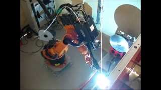 SchweissroboterKabine  Zelle mit einem KUKA Schweißroboter und Fronius Schweißequipment [upl. by Wenoa862]