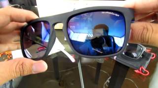 Gafas Quiksilver Video Review [upl. by Lundeen]