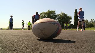 Initiation au rugby féminin au lycée Pablo Picasso de Périgueux [upl. by Power]