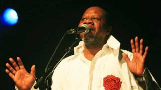 Papa Wemba  Fille de sion ancien succés [upl. by Yesteb86]