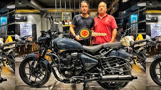 Taking delivery of my New 650 cc Bike🥹 with Papa❤️ [upl. by Tiemroth]