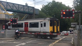 Sawbridgeworth level crossing amp station Hertfordshire [upl. by Haikan]