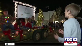 Silverhill hosts Christmas parade [upl. by Drofkcor]