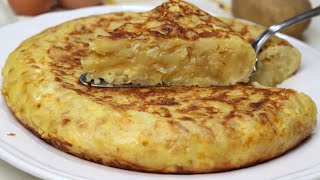 Tortilla de patata con cebolla caramelizada y queso de cabra ¡DELICIOSA [upl. by Ralfston419]