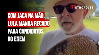 Com jaca na mão Lula manda recado para candidatos do Enem [upl. by Minnnie]