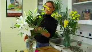 How to Make Flower Arrangements  Adding Flowers Evenly To Your Flower Arrangement [upl. by Sugar]