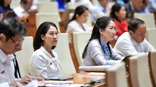 Trực tiếp Quốc hội thảo luận về tình hình thực hiện ngân sách Nhà nước [upl. by Moia439]