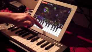 Novation Launchkey and Launchpad sync test for iPad [upl. by Nilkcaj147]