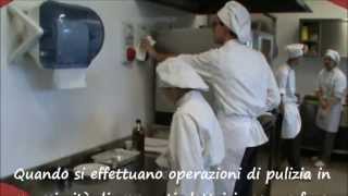 Sicurezza in Cucina  Rischio Elettrico [upl. by Nnylanna]