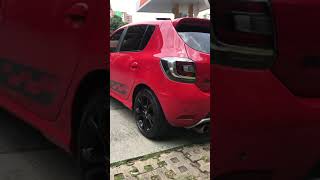 RENAULT SANDERO RS 2017 20L [upl. by Parrie240]