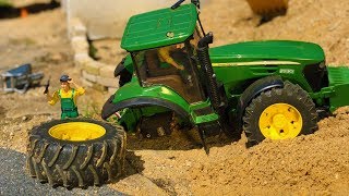 TRACTOR BROKEN DOWN Bruder toys tractor lost WHEEL Action video for kids [upl. by Neelasor229]