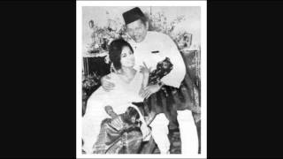 PRamlee amp Saloma  Malam Ku Bermimpi [upl. by Aihsotan]