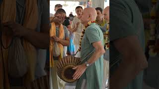 Hare Krishna Kirtan after Sunday Feast Class  Mahatma Das [upl. by Nissie80]