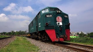 Empty Container Transport Train of Bangladesh Railway in 4K Ultra HD [upl. by Camden925]