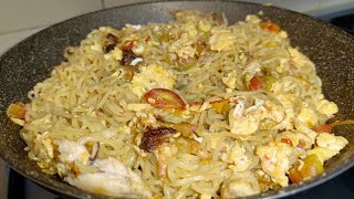 Easy Chicken StirFry Noodles Recipe [upl. by Kennie]