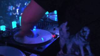 Dj AM live scratching 40 secs in HD [upl. by Hakilam]