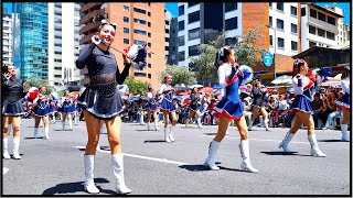 Desfile en la Tribuna de los SHYRIS  Fiestas de Quito 2023 🎉✨ [upl. by Meredithe]