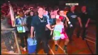 boxeador bailarin BIGGEST BOXING TRAGEDY EVER usman ahmed aka uzzy entrance [upl. by Toshiko]